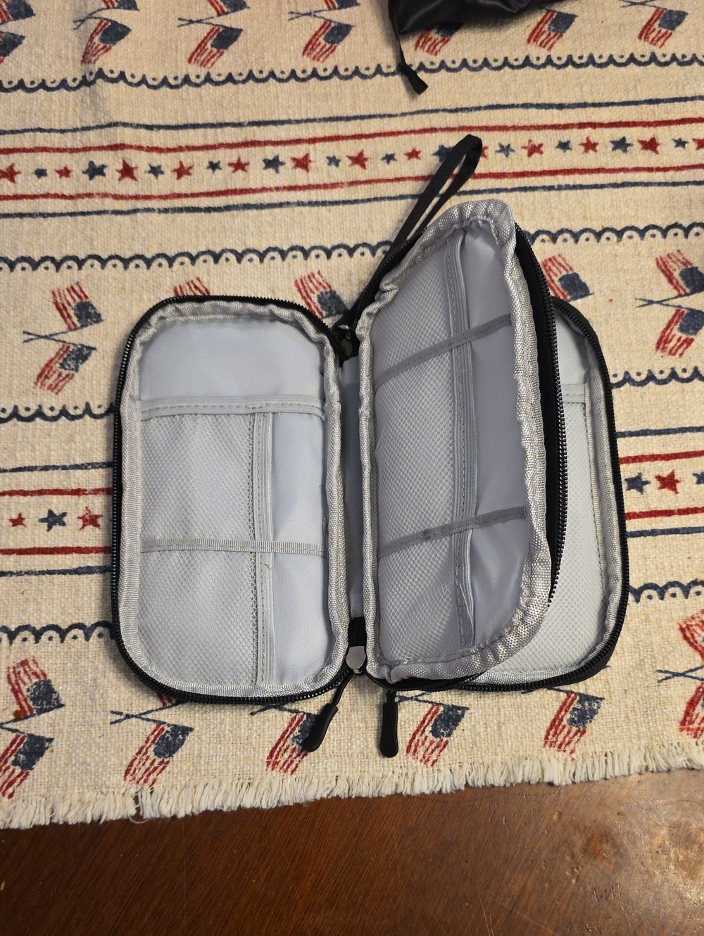 Black Travel Organizer Pouch for Men - Compact Electronics and Accessories